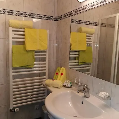 Garni Ortner Bed & Breakfast 3*